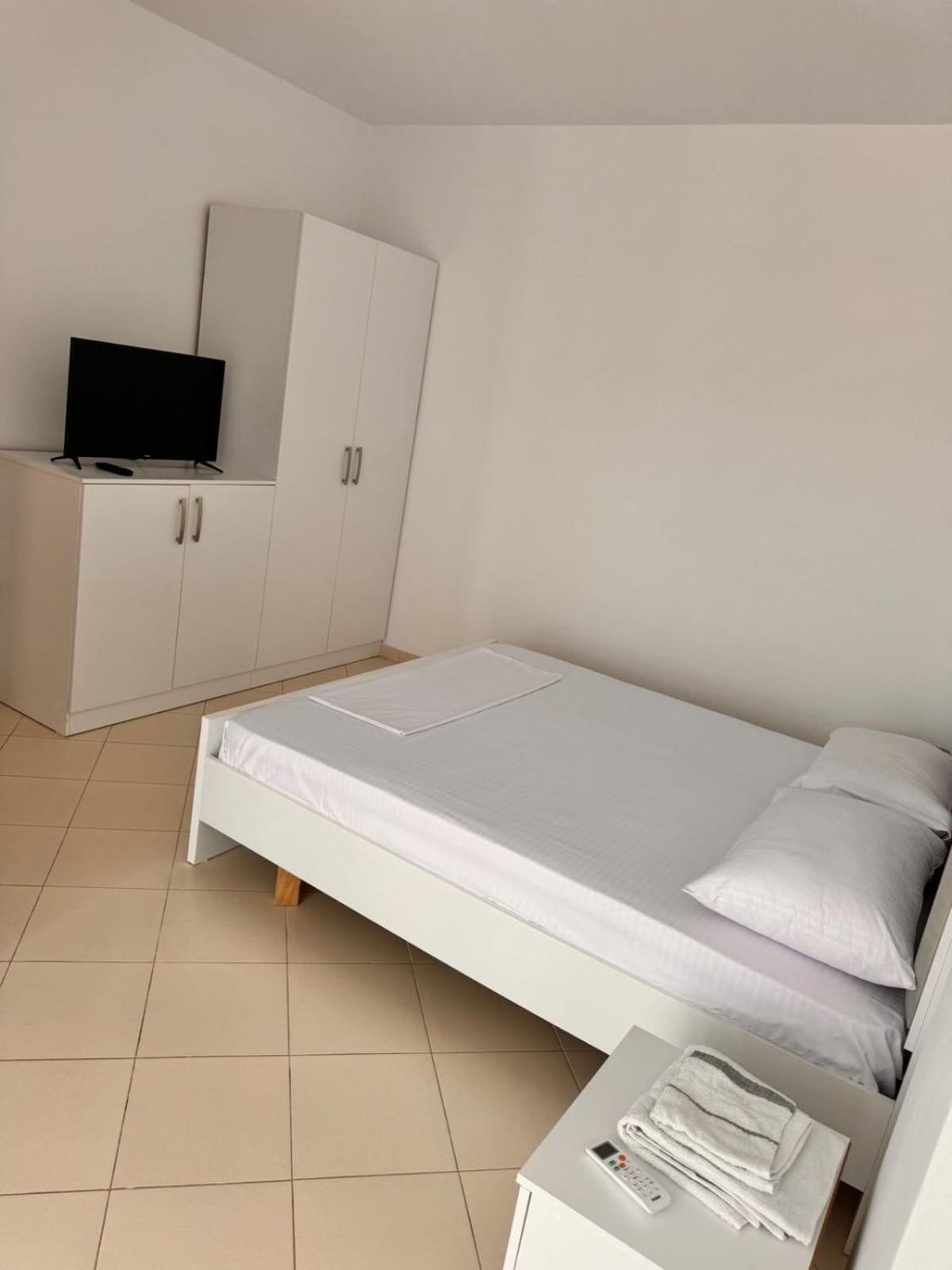 Holiday Apartments 5 Durres Exterior photo