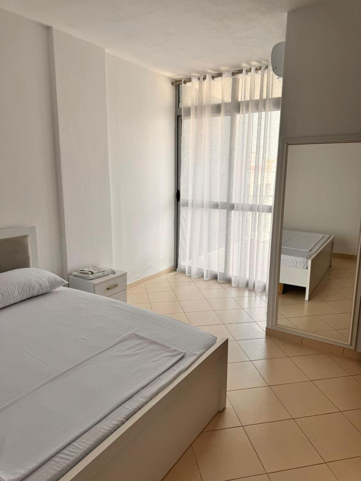 Holiday Apartments 5 Durres Exterior photo